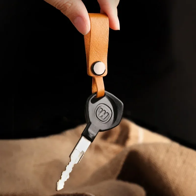 Брелок из натуральной кожи с л – обзор и цена Initial Ring Custom